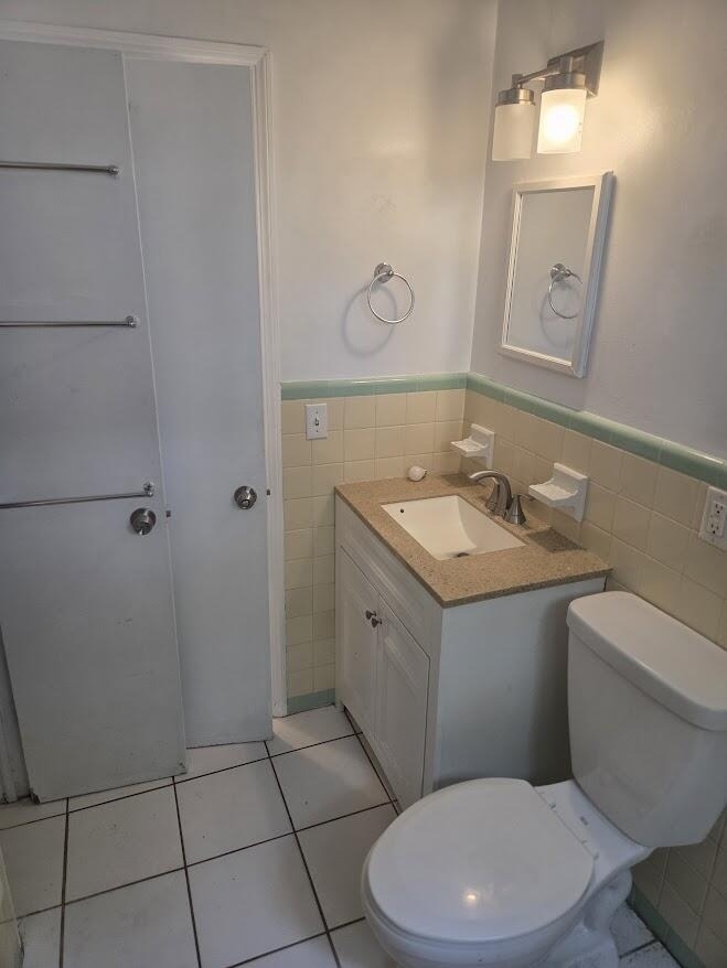 1152 Bayview Drive - Photo 6