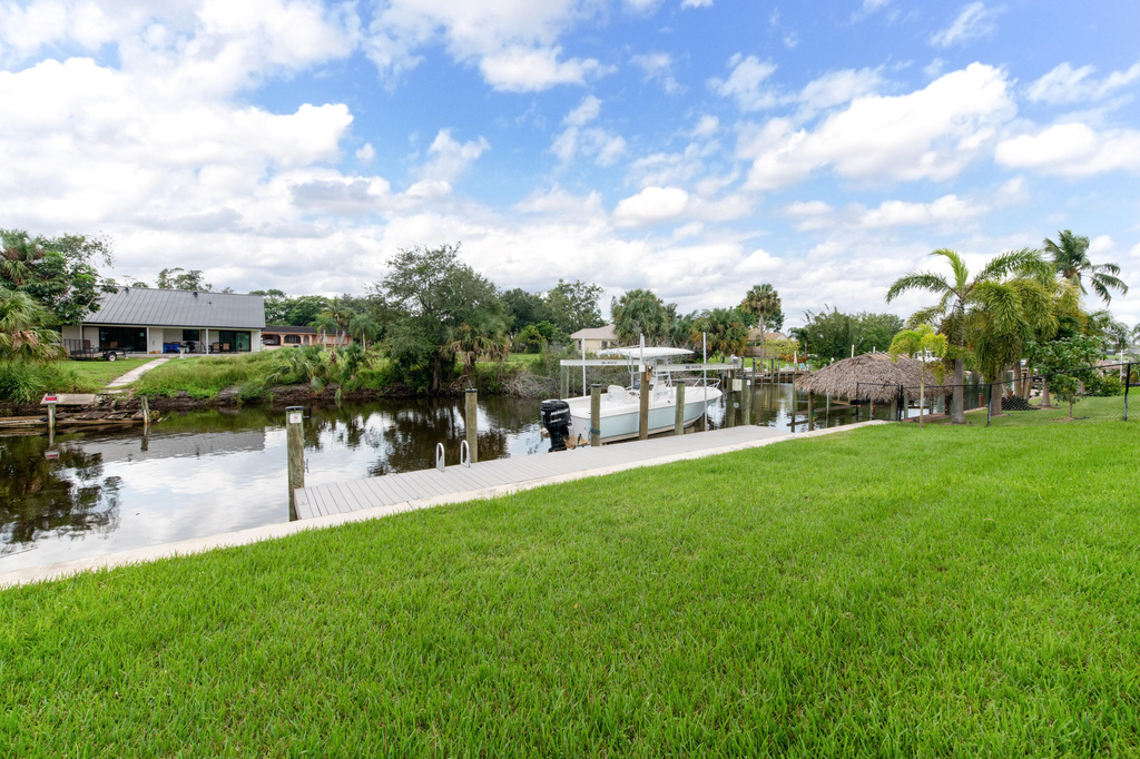 314 Ne Surfside Avenue - Photo 39