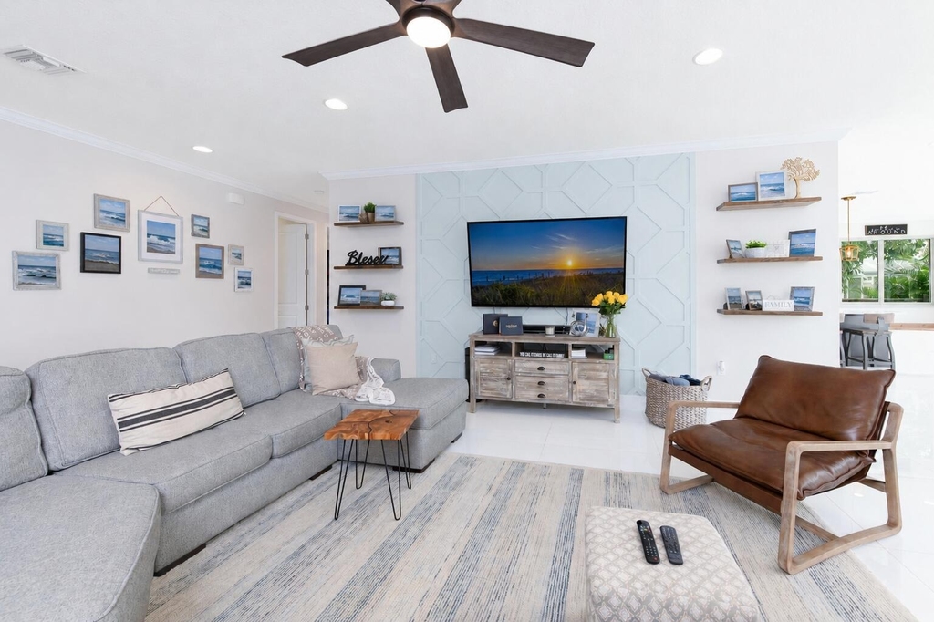 314 Ne Surfside Avenue - Photo 6