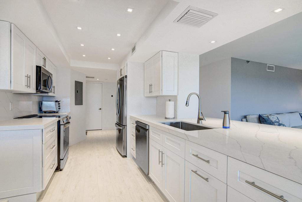 4301 N Ocean Boulevard - Photo 11