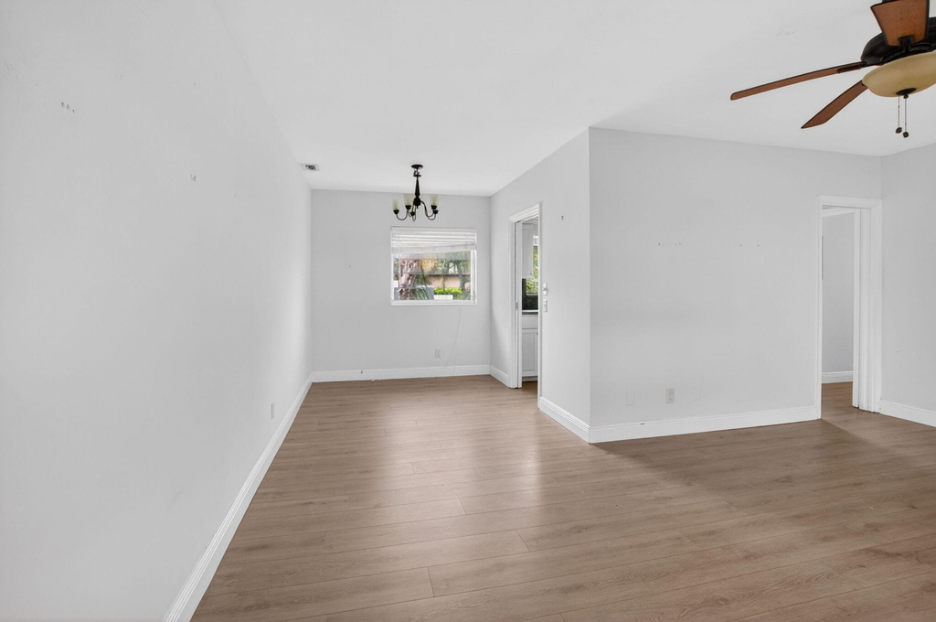 426 Ne 7th Avenue - Photo 11