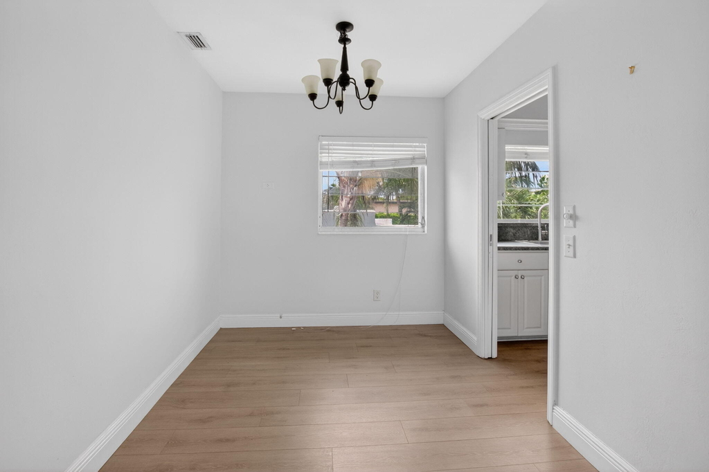 426 Ne 7th Avenue - Photo 14