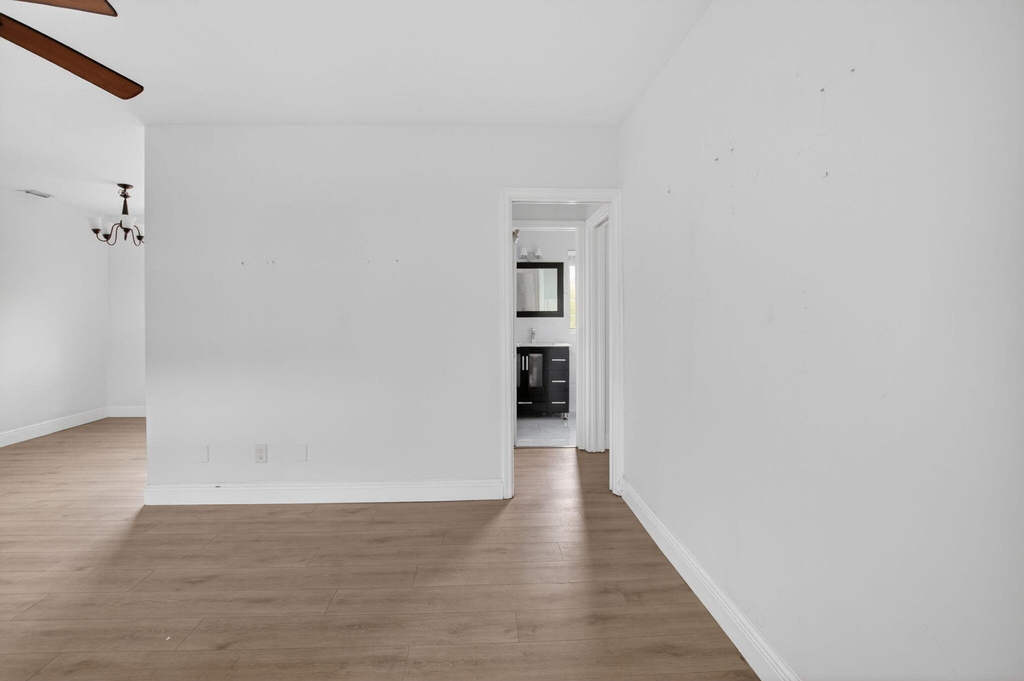 426 Ne 7th Avenue - Photo 8