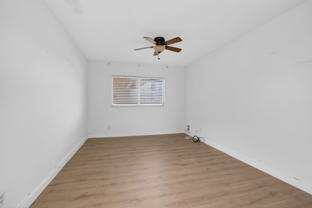 426 Ne 7th Avenue - Photo 24