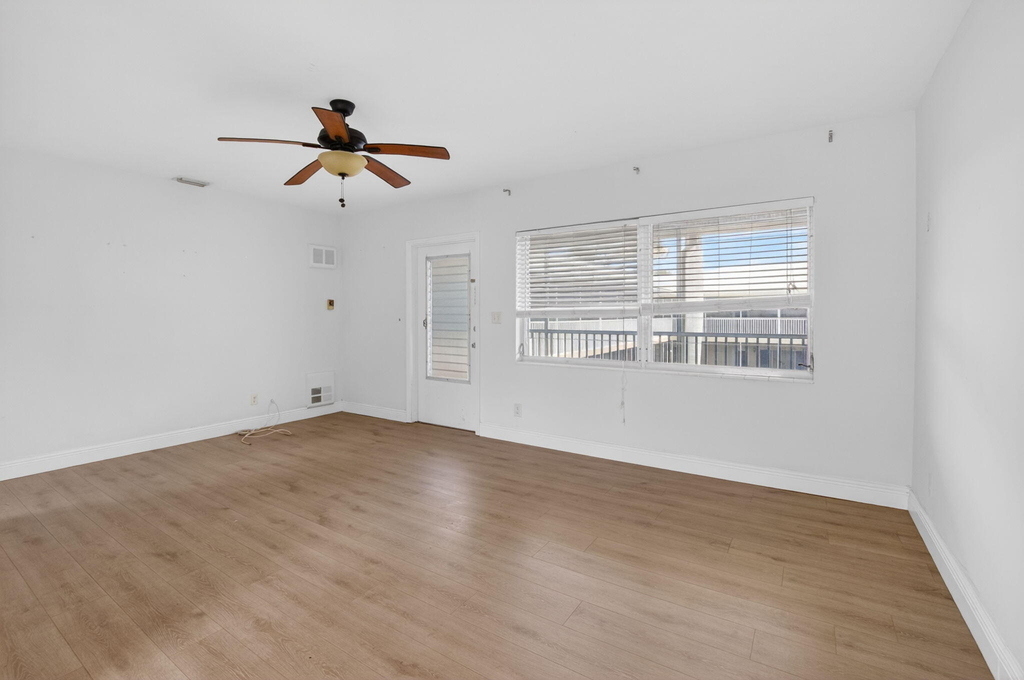426 Ne 7th Avenue - Photo 13