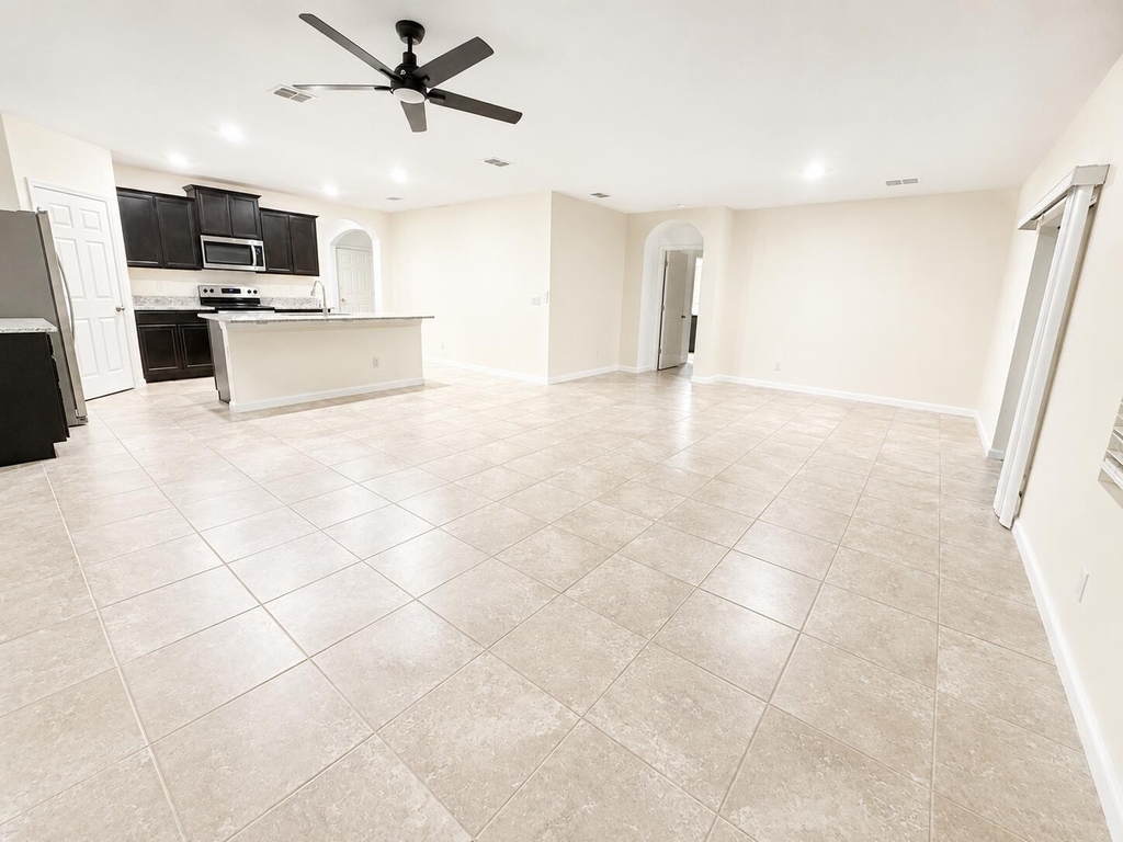 9224 Potomac Drive - Photo 3