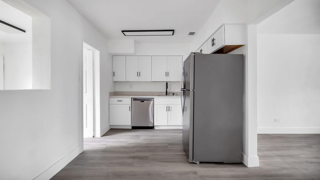 5015 Sw 25th Street - Photo 6