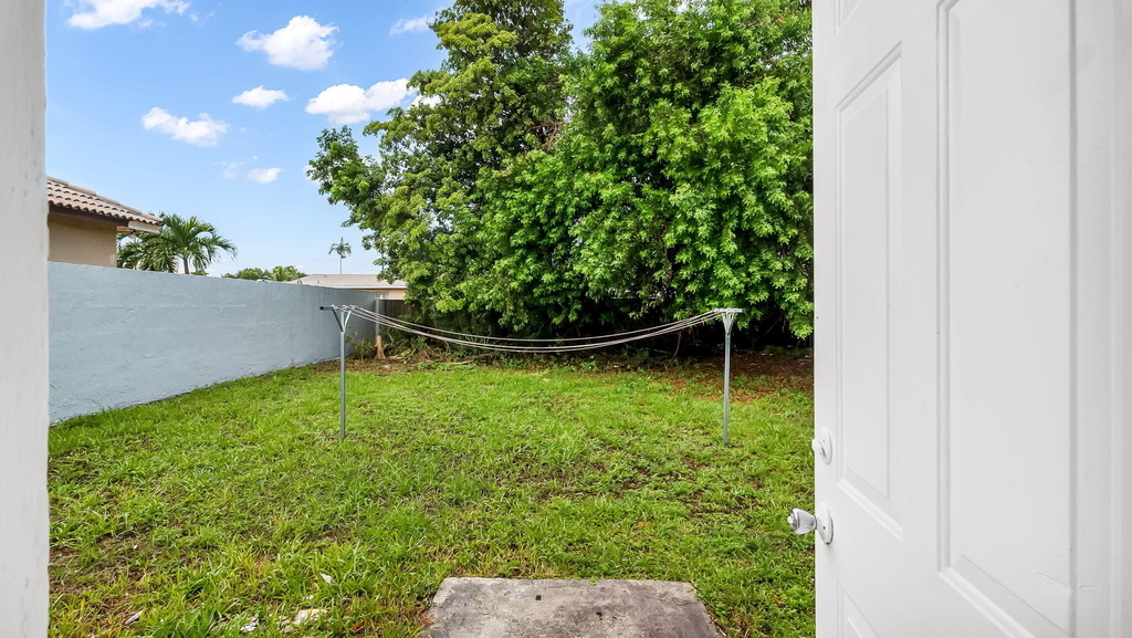 5015 Sw 25th Street - Photo 3
