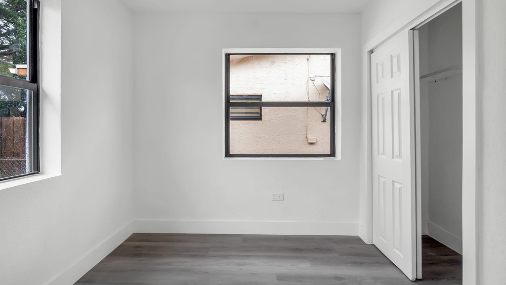5015 Sw 25th Street - Photo 12
