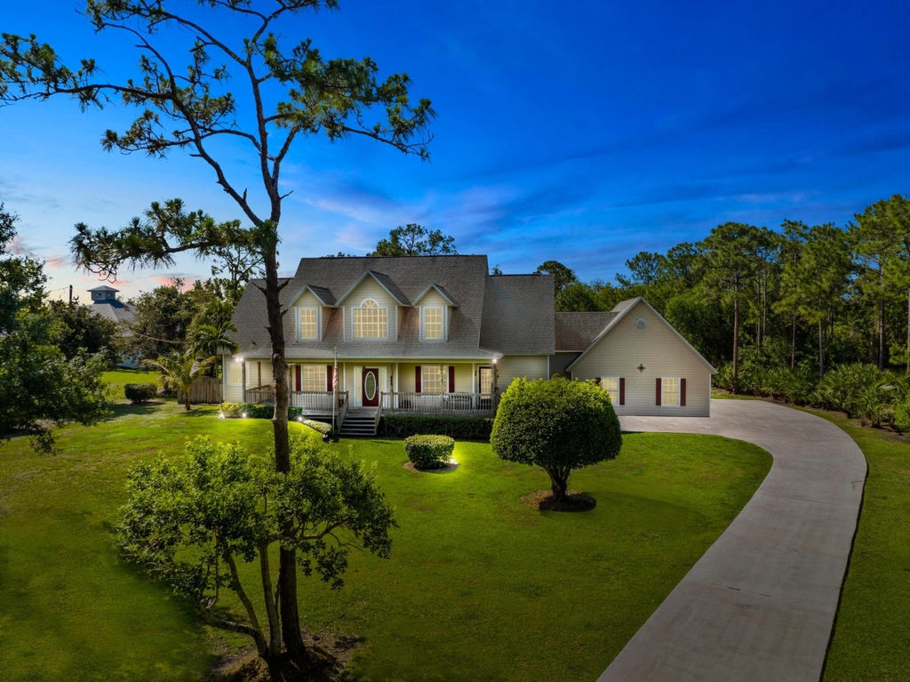 405 Se Salerno Road - Photo 0