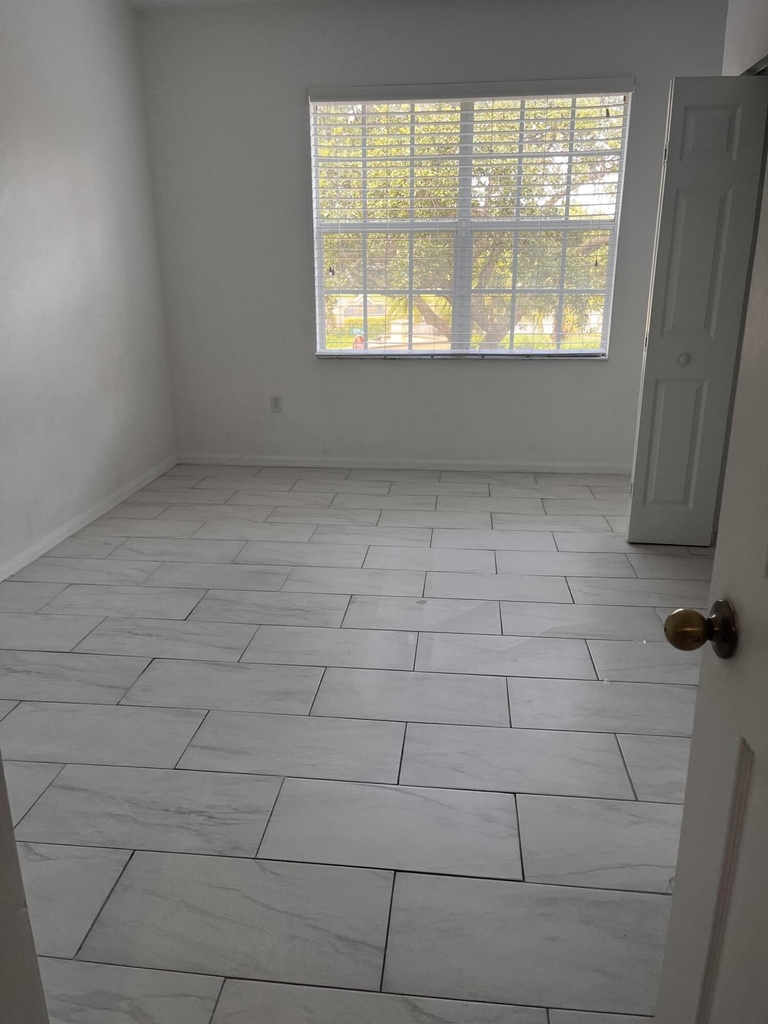 2622 57th Circle - Photo 18