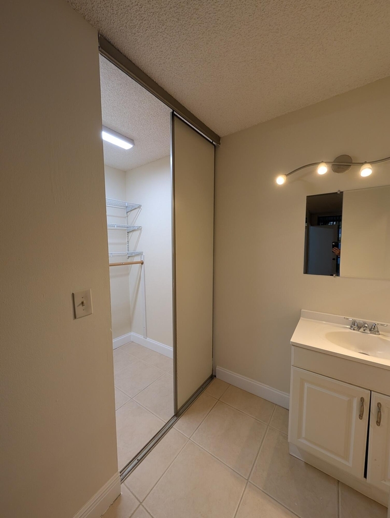 3830 Coral Tree Circle - Photo 8