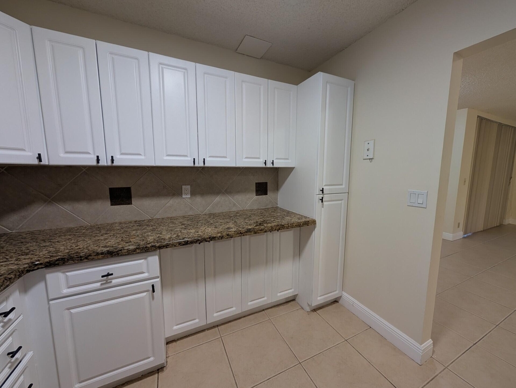 3830 Coral Tree Circle - Photo 3
