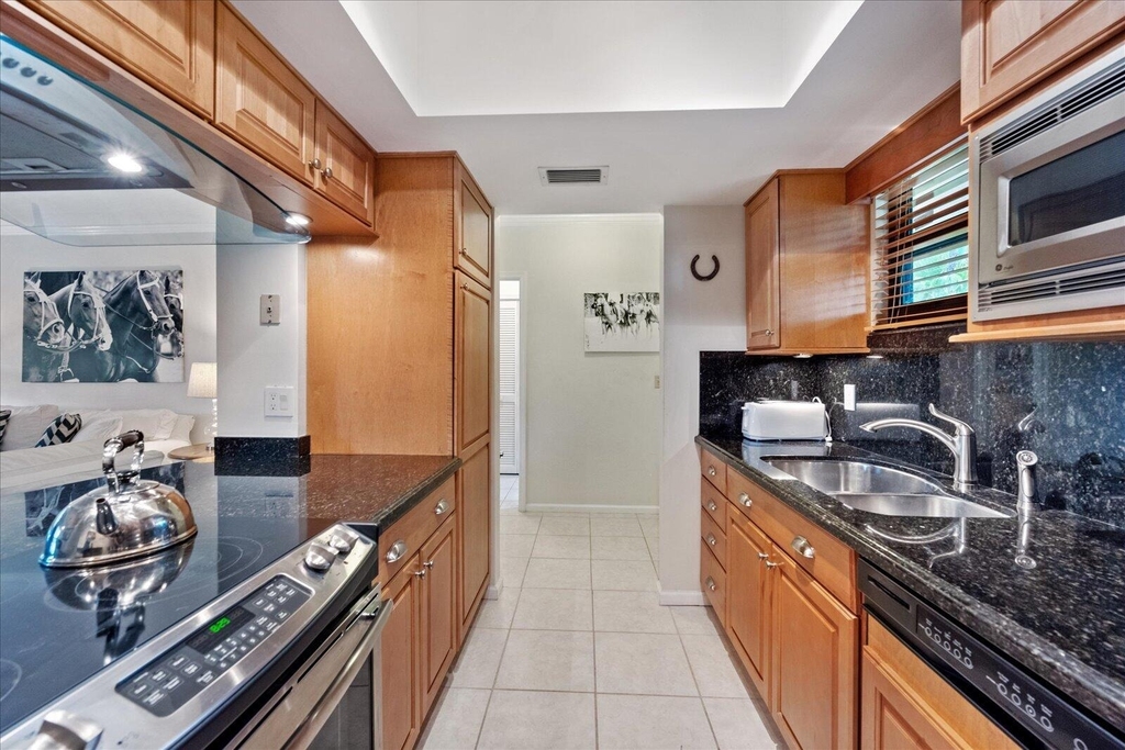 13334 Polo Club Road - Photo 4