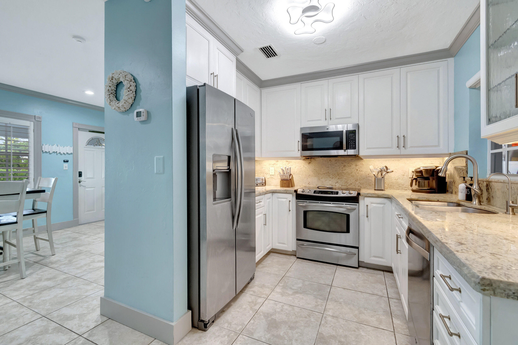 310 Gulfstream Drive - Photo 13