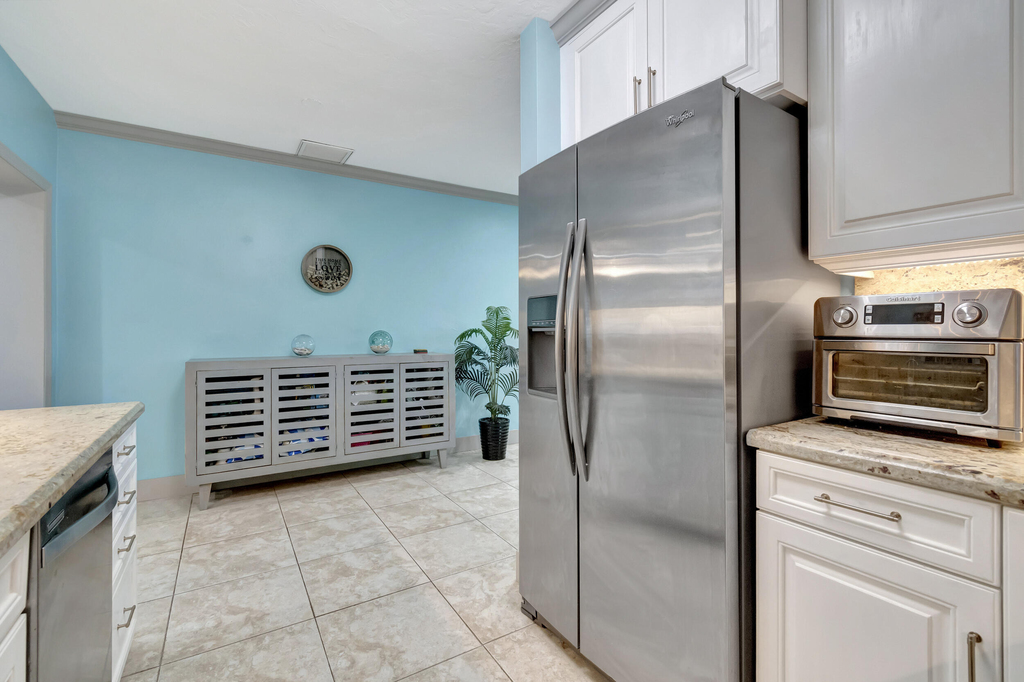 310 Gulfstream Drive - Photo 14