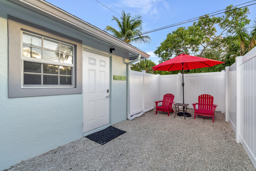 310 Gulfstream Drive - Photo 40