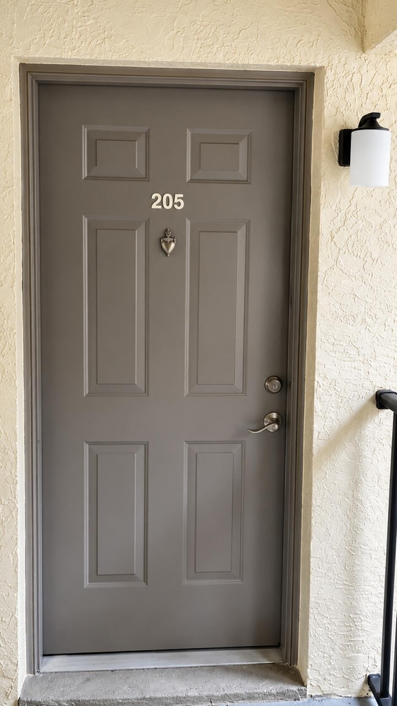 677 Trace Circle - Photo 1