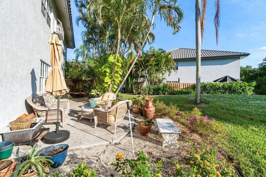 11706 Briarwood Circle - Photo 43