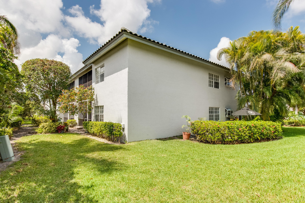 11706 Briarwood Circle - Photo 45
