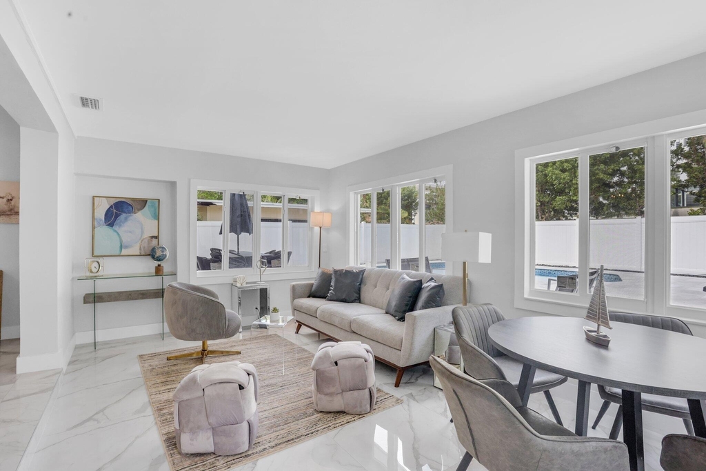 3025 Center Avenue - Photo 15