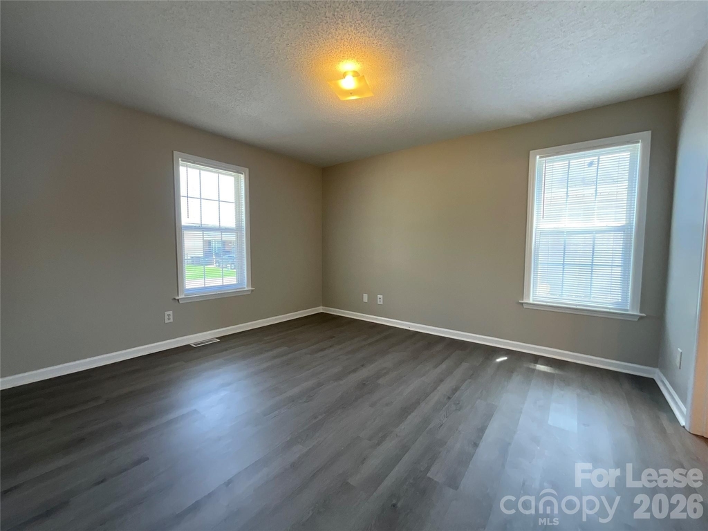 2002 Joseph Mcneil Avenue - Photo 11