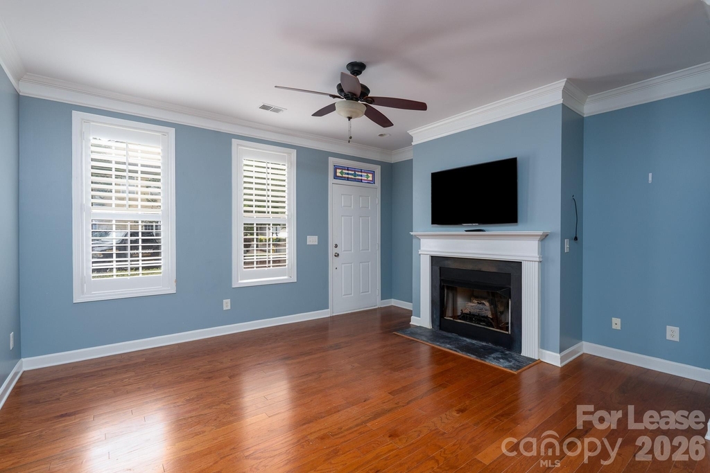 15449 Goodwood Street - Photo 3