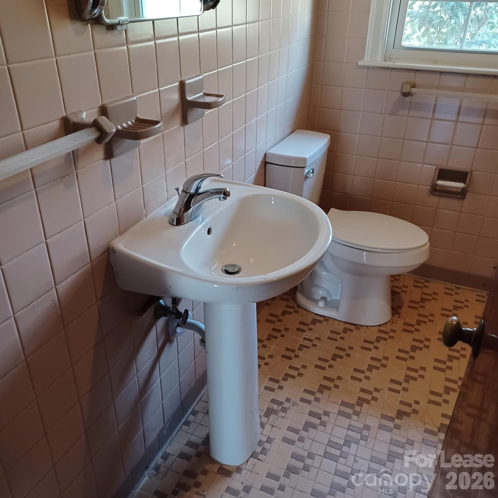 2504 Park Lane - Photo 6