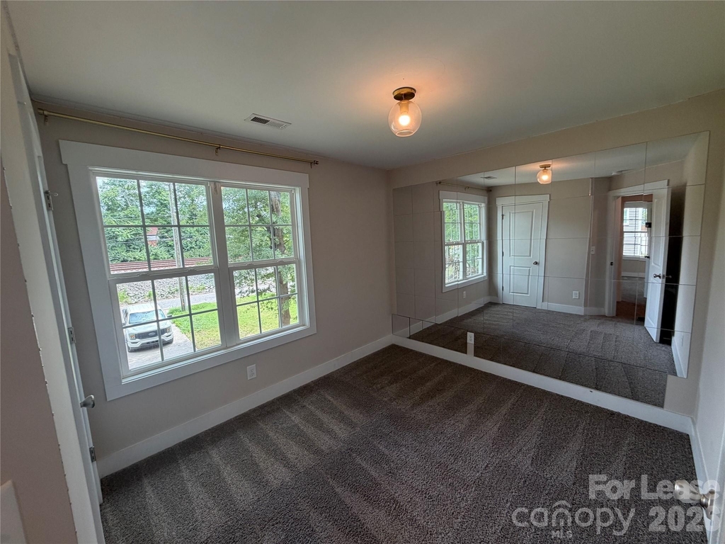 1204 W Airline Avenue - Photo 15