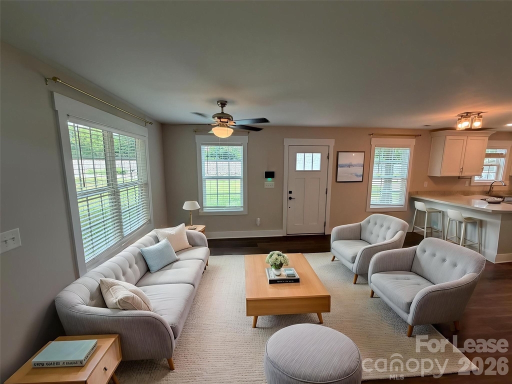 1204 W Airline Avenue - Photo 21