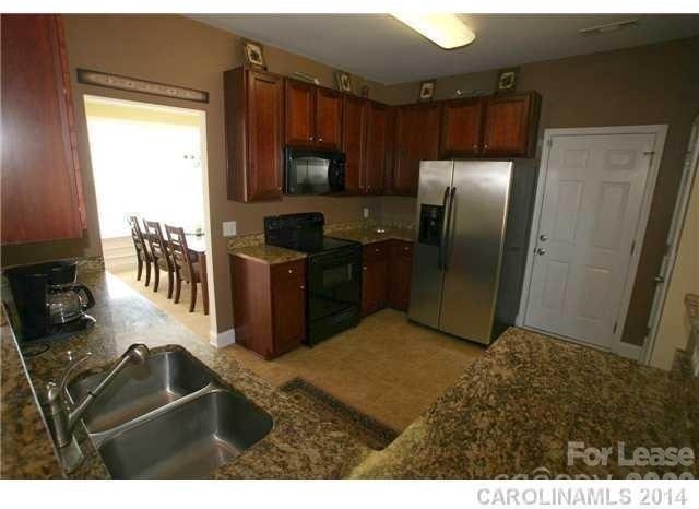 10132 Montrose Drive Nw - Photo 4