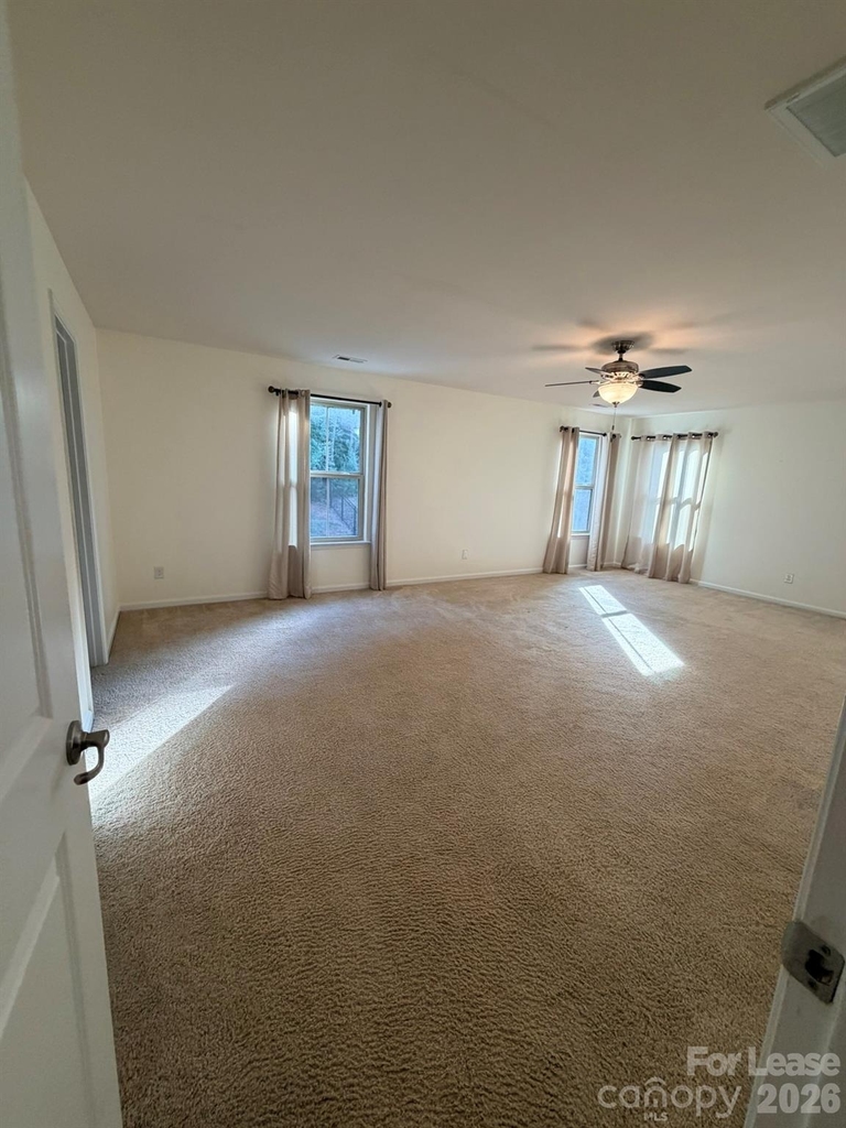 5816 Selkirkshire Road - Photo 27