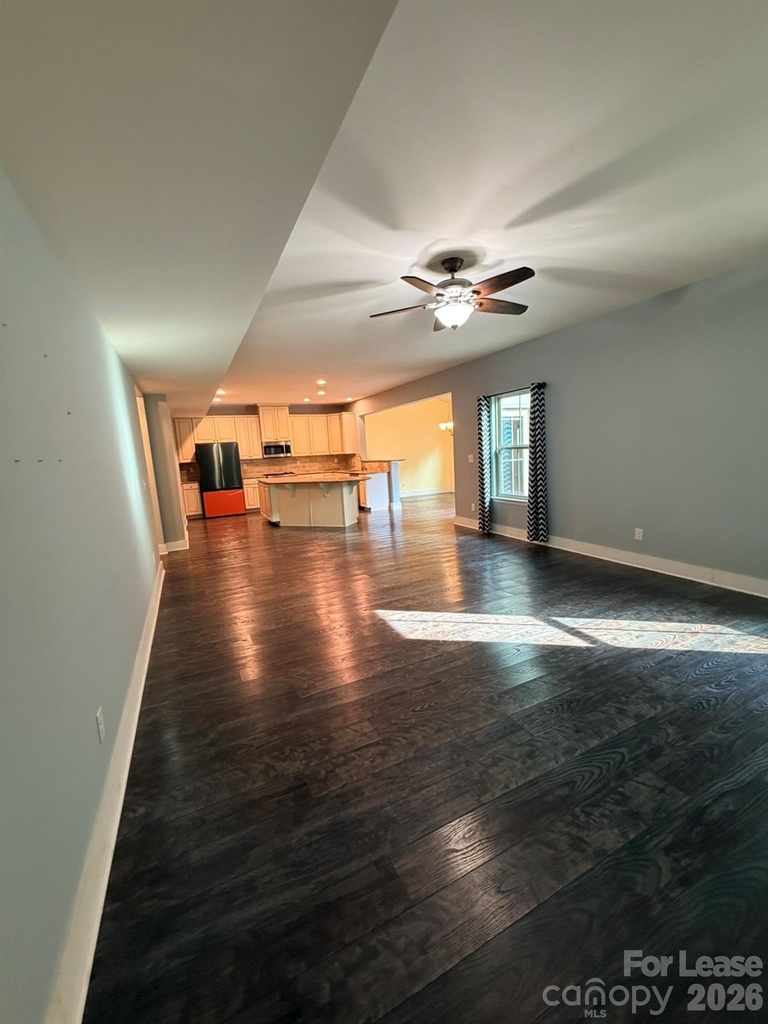 5816 Selkirkshire Road - Photo 2