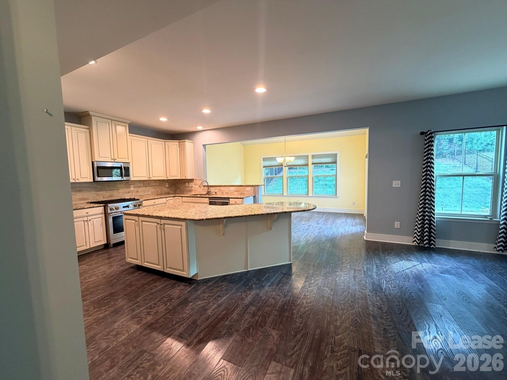 5816 Selkirkshire Road - Photo 24