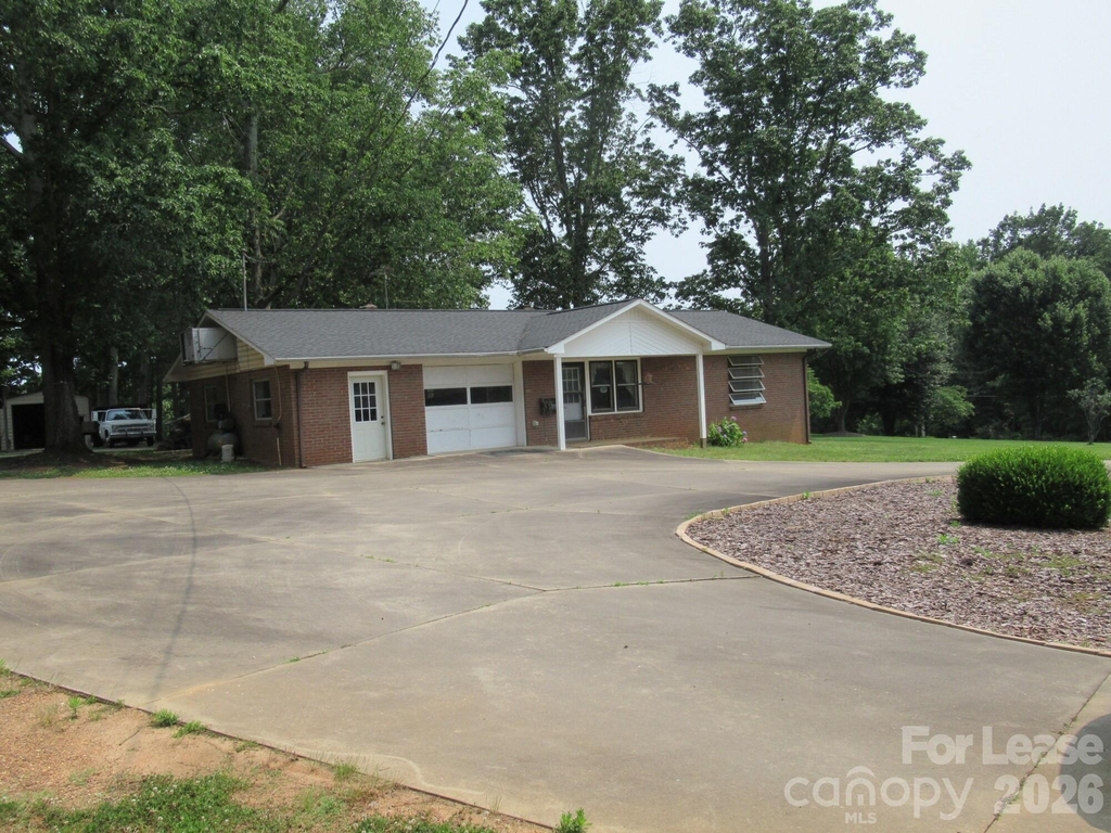 1357 Beal Road - Photo 27