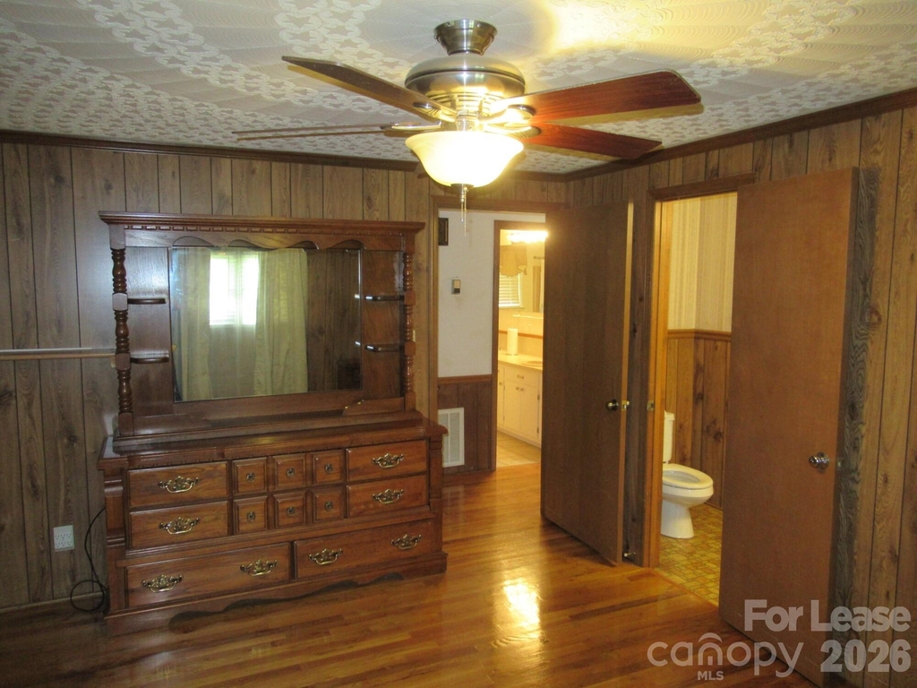 1357 Beal Road - Photo 10