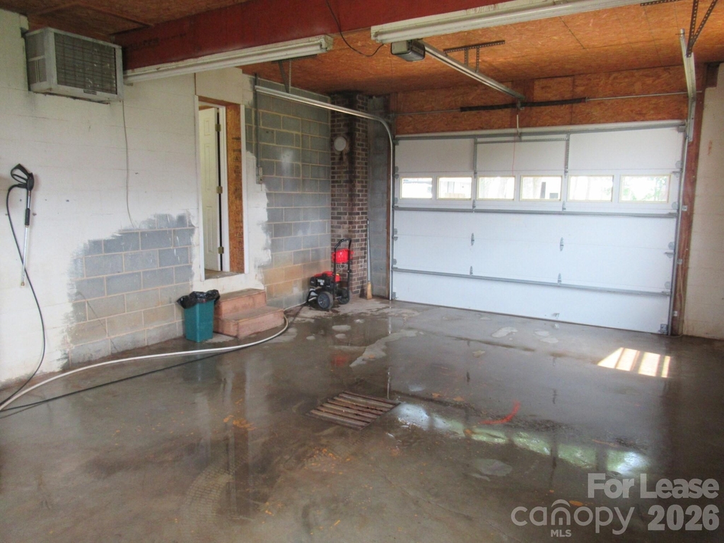 1357 Beal Road - Photo 34