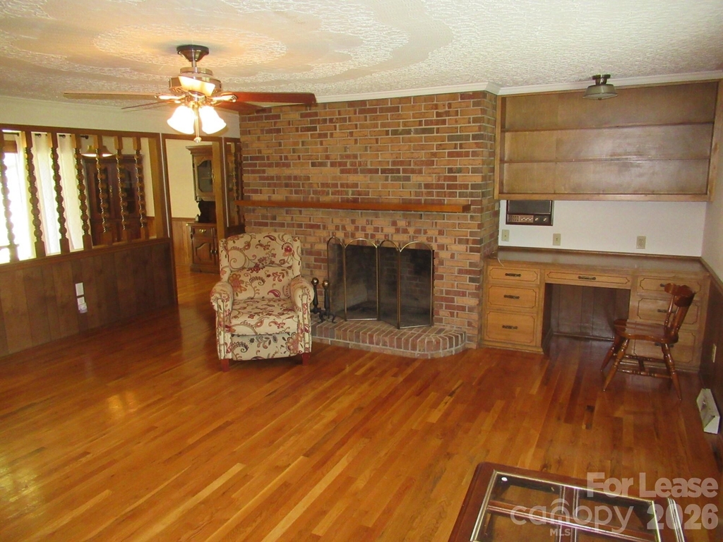 1357 Beal Road - Photo 3