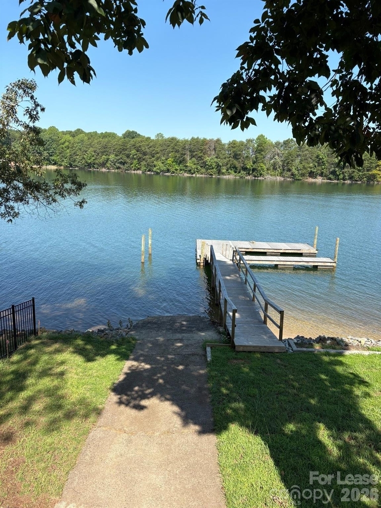 7750 Anglers Way - Photo 4