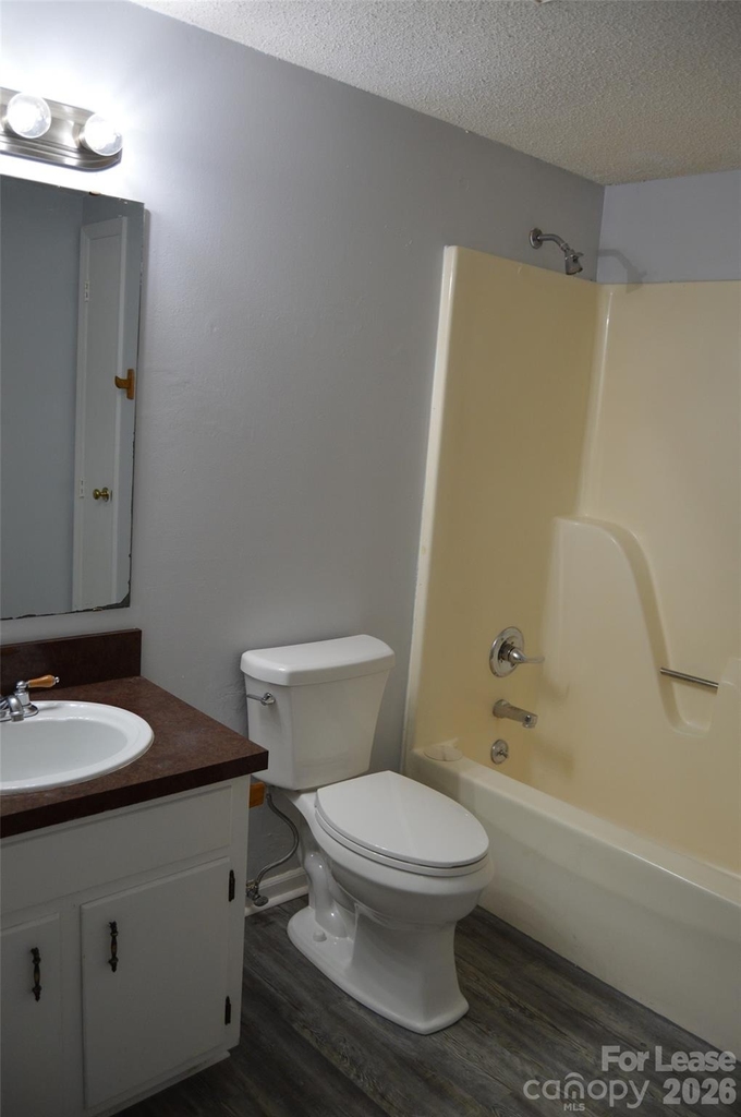 1235 15th Avenue Nw - Photo 9