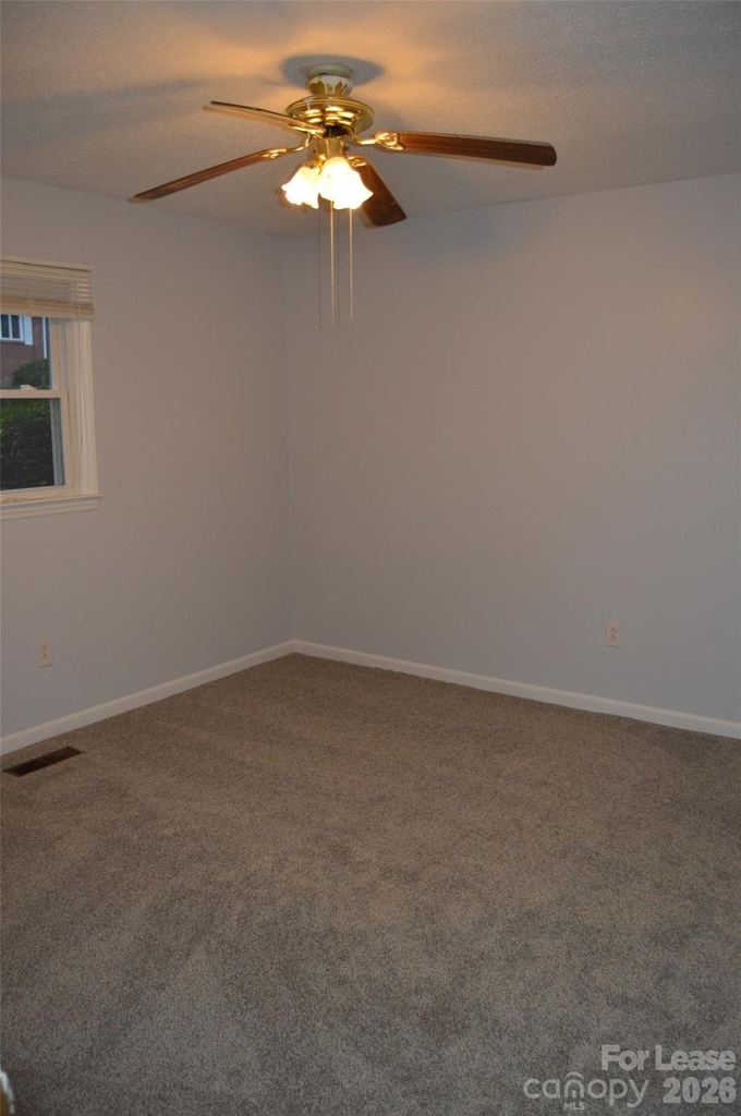 1235 15th Avenue Nw - Photo 11
