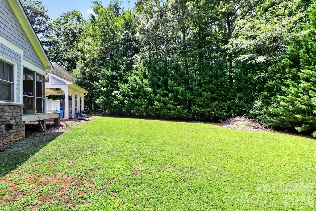 9704 Saddle Avenue - Photo 31