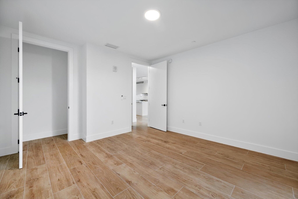 3034 Oak Avenue - Photo 24