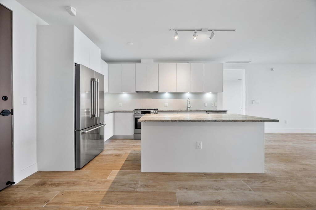 3034 Oak Avenue - Photo 6