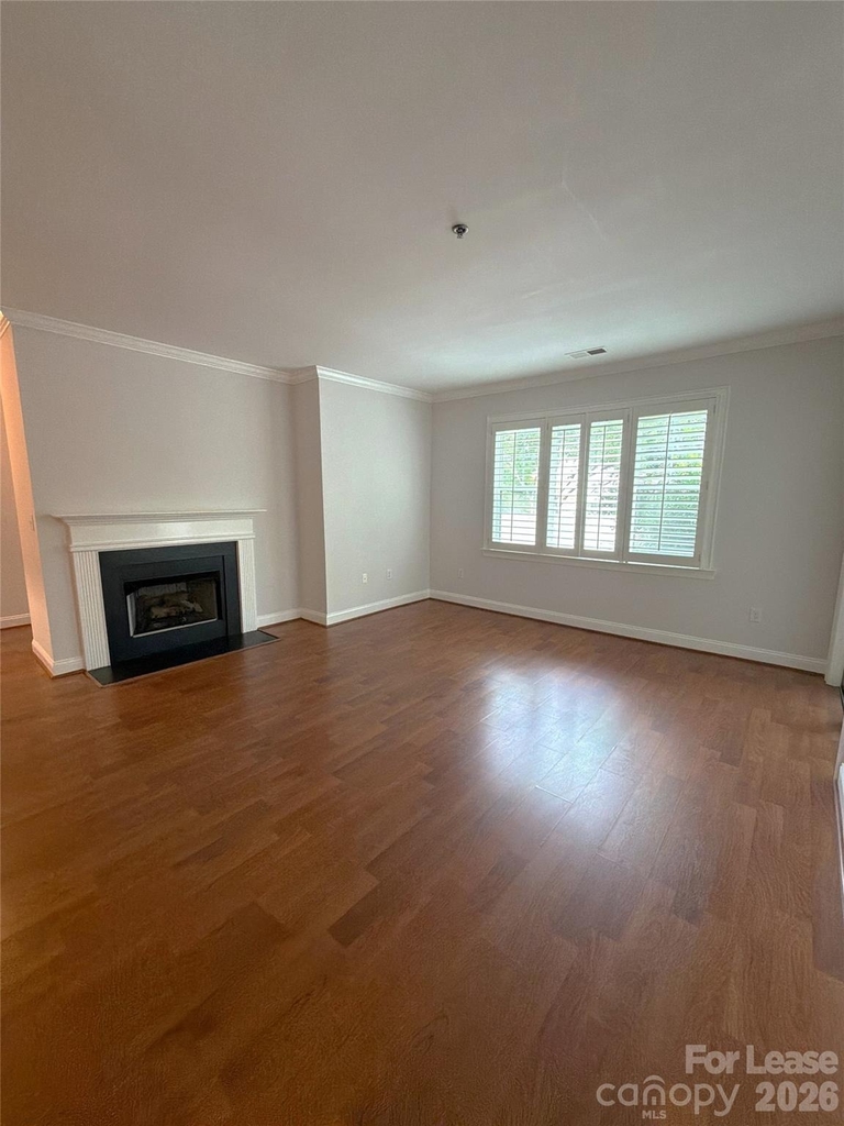 5609 Fairview Road - Photo 5