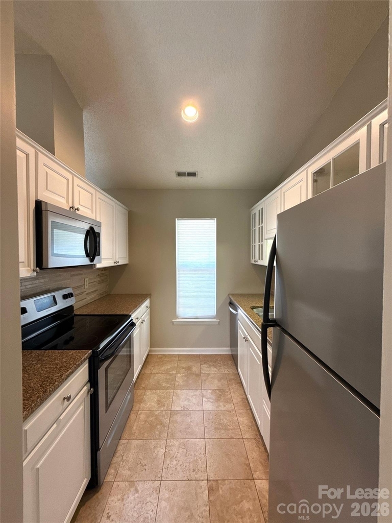 2720 Von Thuringer Court - Photo 5