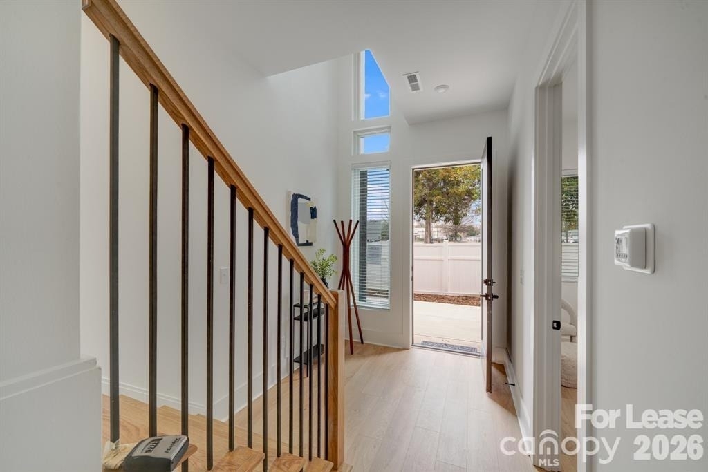 1213 E 36th Street - Photo 5