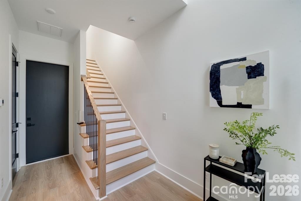 1213 E 36th Street - Photo 7