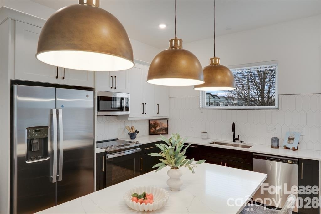 1213 E 36th Street - Photo 8