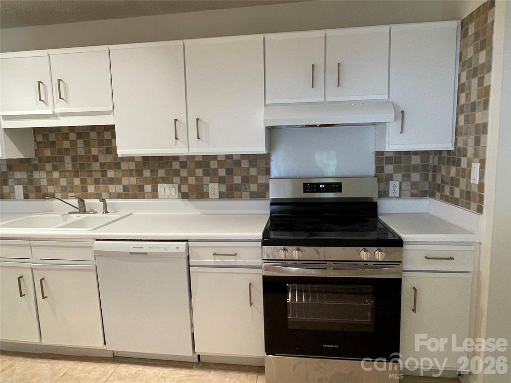 7368 Rose Terrace Court - Photo 10